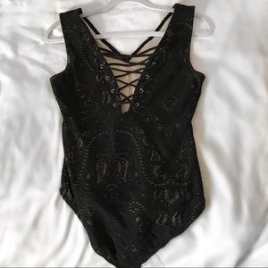 Kendall & Kylie Lace up Body Suit - M